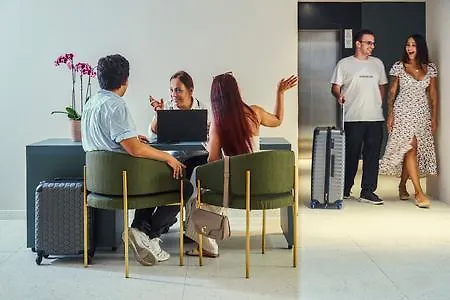 Novotel Malta Sliema Отель