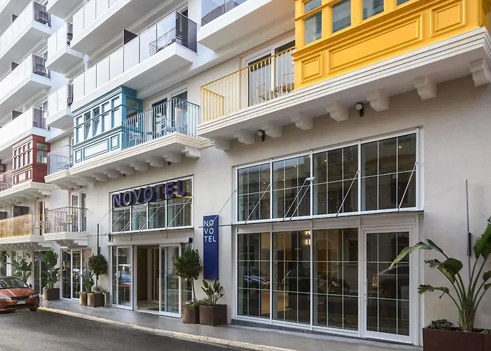 Отель Novotel Malta Sliema