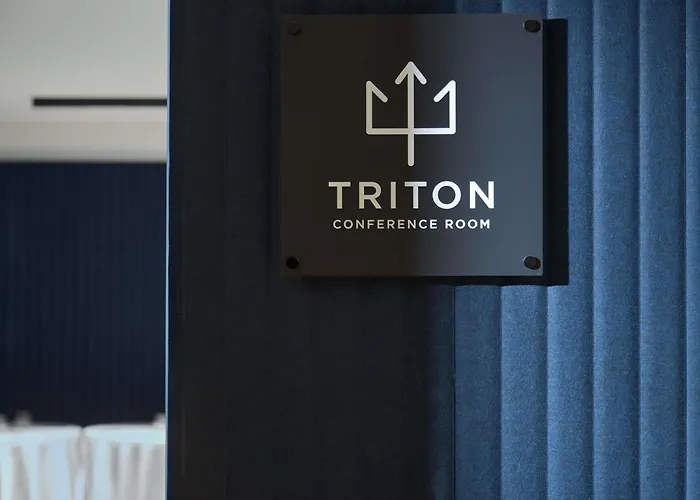 Novotel Malta Sliema Отель