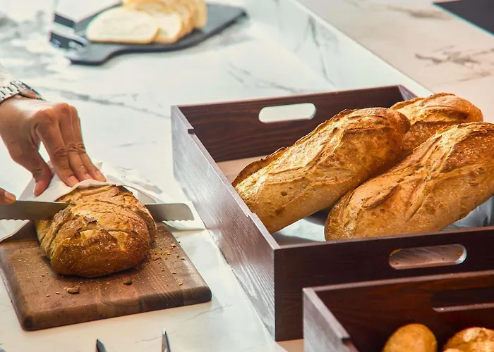 Отель Novotel Malta Sliema