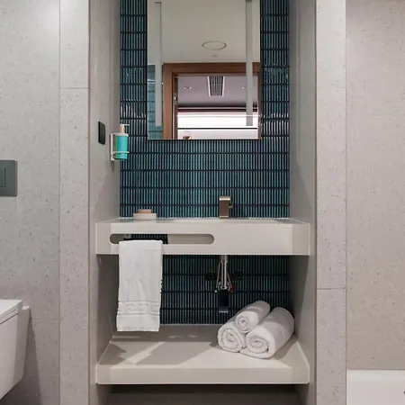 Novotel Malta Sliema Отель