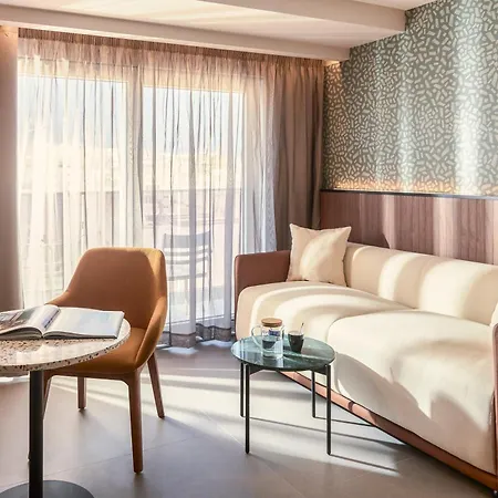 Hotell Novotel Malta Sliema 4*