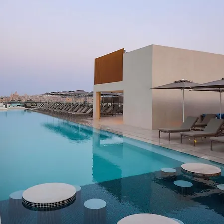 Novotel Malta Sliema Hotel 4*