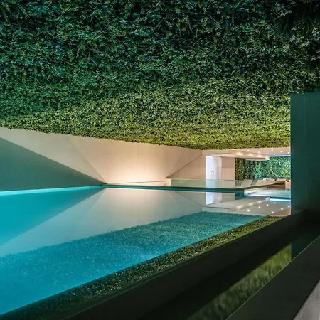 Hotel Novotel Malta Sliema 4*