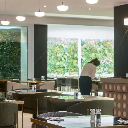 Novotel Malta Sliema 4*