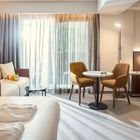 ホテル Novotel Malta Sliema 4*