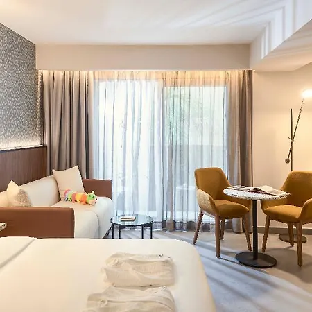 Novotel Malta Sliema ホテル グジラ