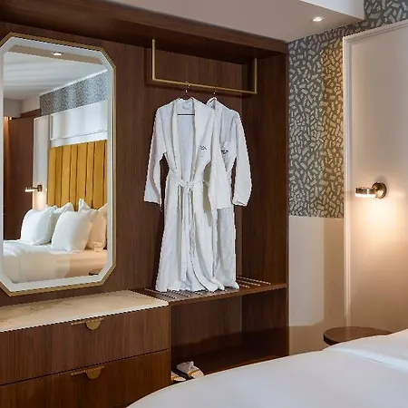 Novotel Malta Sliema Hotel 4*
