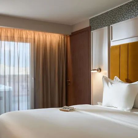 Novotel Malta Sliema 4*