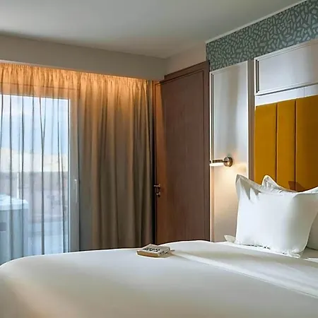 Novotel Malta Sliema 4*