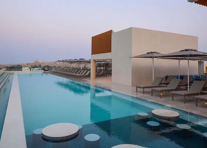 Novotel Malta Sliema Hotel 4*